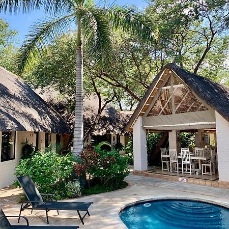 Pamarah Lodge Victoria Falls Exteriör bild